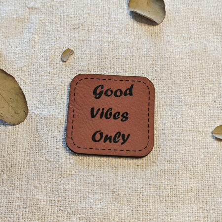 Kunstleder-Label Good Vibes Only